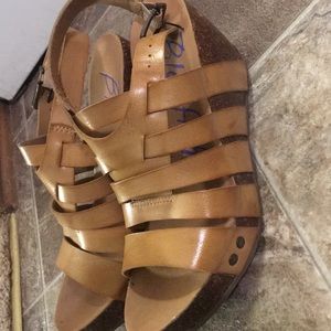 Blowfish Malibu wedges * final price *